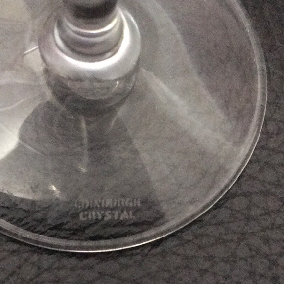 Edinburgh Crystal Royal Doulton “Skibo”Wine/ Champagne Glasses Set of 2. New - Picture 7 of 7